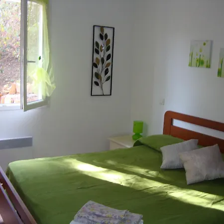 Individuelle Avec Jardin Villa