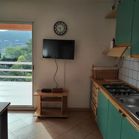 Individuelle Avec Jardin * Sartene (Corsica)